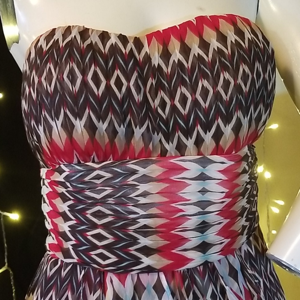 Dress - Picture 3 of 5